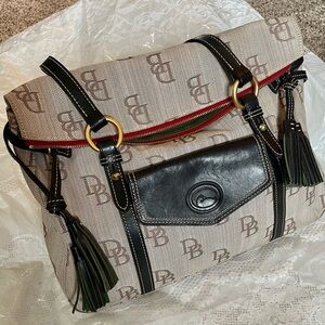 Dooney & Bourke navy leather and Tan Linen Women's Bag